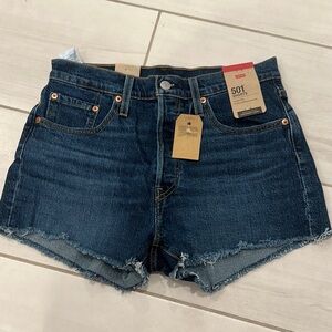 NWT Levi 501 Shorts